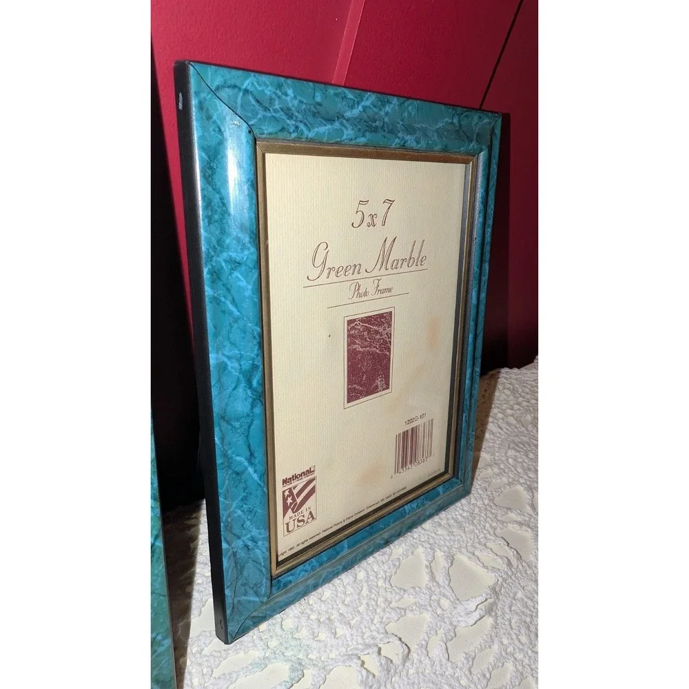 Set Of 2 Vintage Matching Green Marble Photo Frames 5x7, 8x10 Pictures USA Made